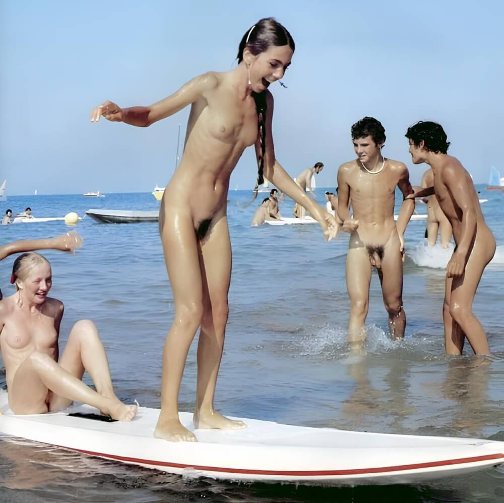 Retro naturism beautiful photos - Spectators are permitted to be naked