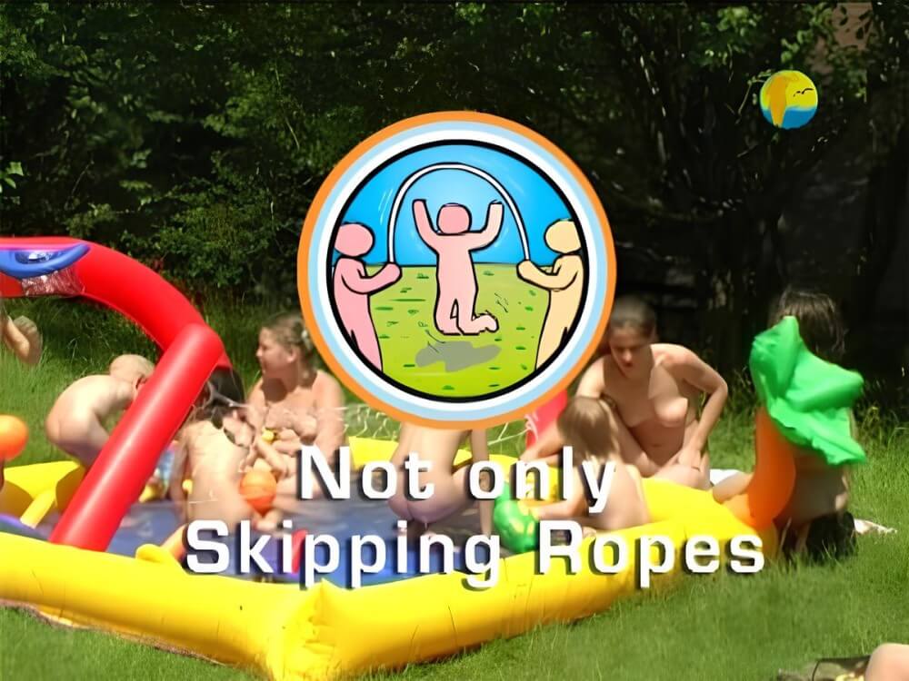 Naturist Freedom: Not only Skipping Ropes - Support and mutual understanding are important in the nudism movement