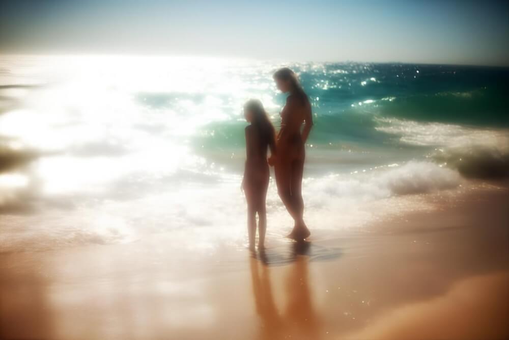 Naturism culture in Western countries new photos - Nudity promotes inner harmony and peace of mind