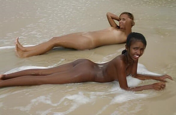 Brazilian Nudists # 1 pics - Radical nudism materials
