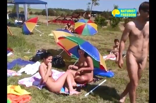 Naturist Freedom Bathing and Gravel Pit - Naturism encourages you to value inner harmony and peace