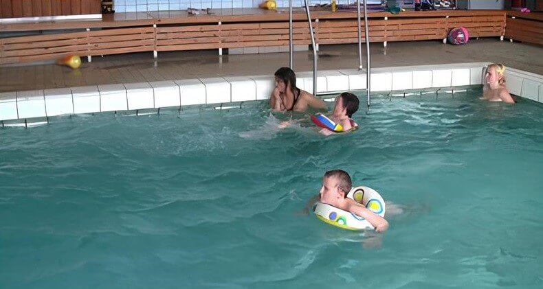 Swimming center club Full HD - Nudism helps strengthen friendships