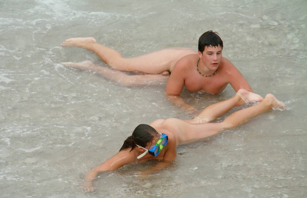 Wading In The Shallows pics - Nudity helps to overcome insecurities and boost self-esteem