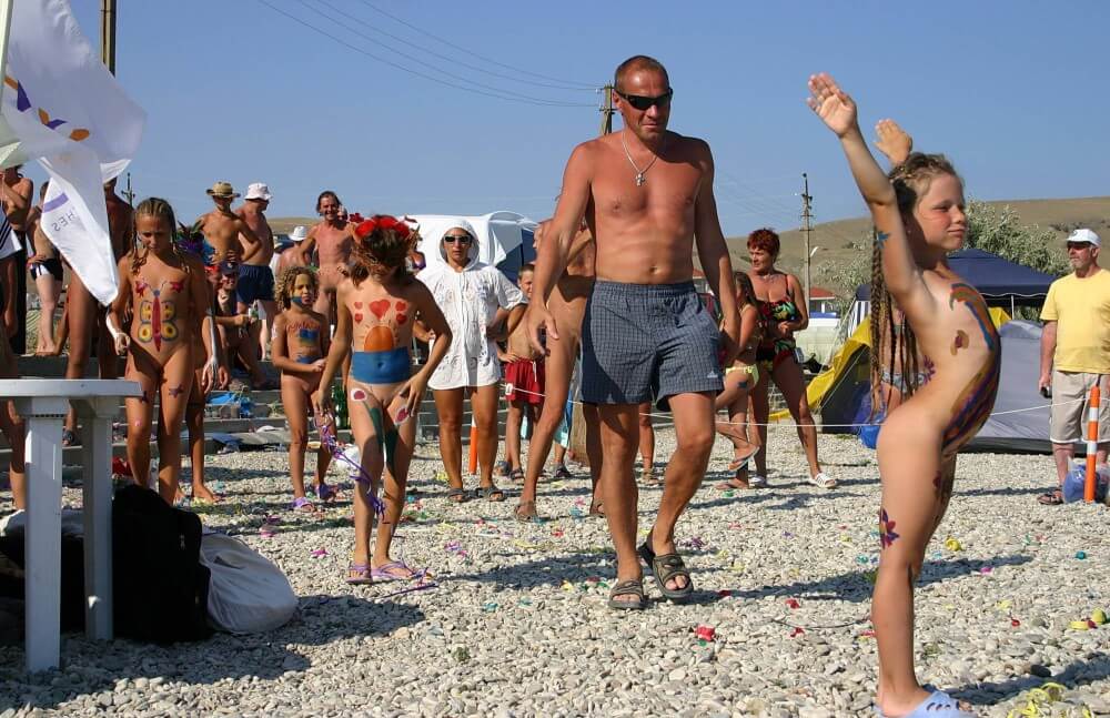 Beach Time Talent Show pics - Nature is the best home for a naturist
