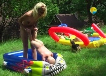 Naturist Freedom: Not only Skipping Ropes - Nudism and naturism are a path to natural harmony and inner wholeness