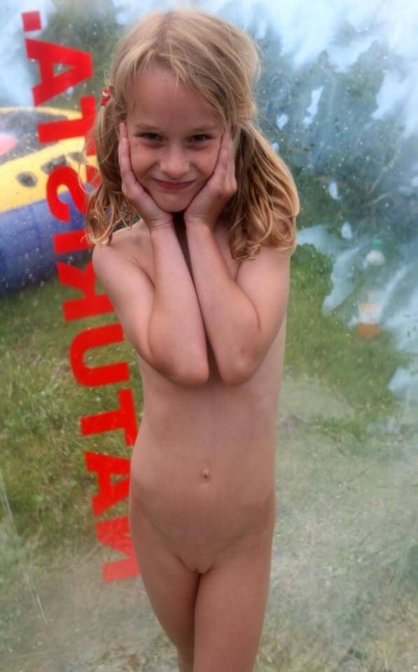Outdoor nudist photography - Nudity is an expression of natural beauty
