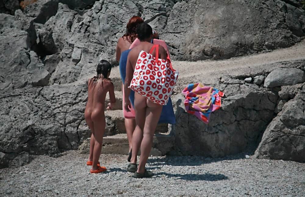 Calling To Go Home pics - A spontaneous movement toward nudity