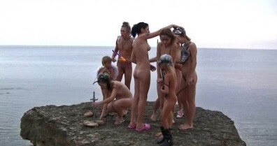 Rocky Canyon Cabin # 2 video - Wearing less clothing is fashionable