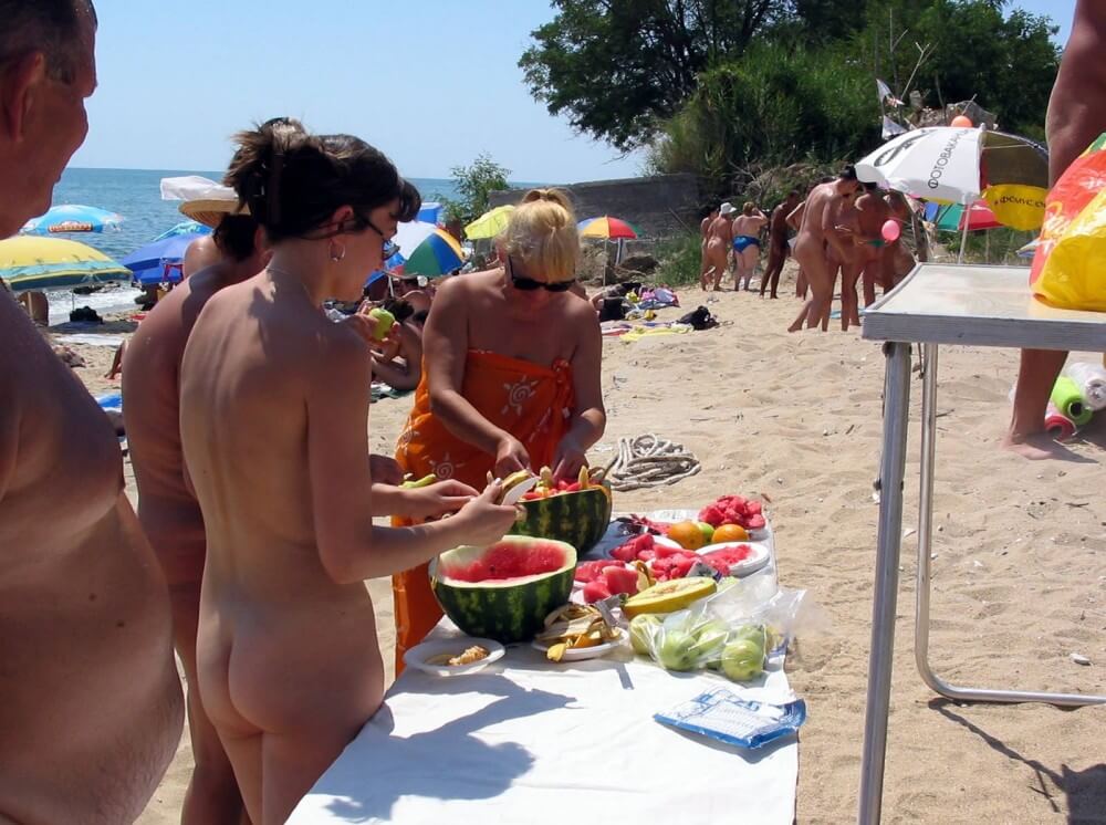 Bulgarian Nude Day Preps pics - Nudism and naturism are a path to natural harmony and inner wholeness