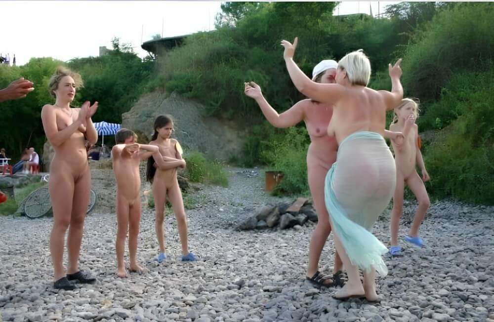 Dances on a beach pics - In our home, we are all nudists