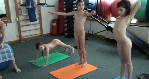 Piano, pool and tennis Full HD - Naturism and Nudism as a Path to Inner Freedom and Harmony