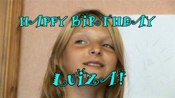 Enature - Happy Birthday Luiza - Family nudism in its cultural context