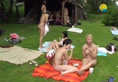 Naturist Freedom: Cottage Picnic - Nudity fosters the development of trust and sincere relationships