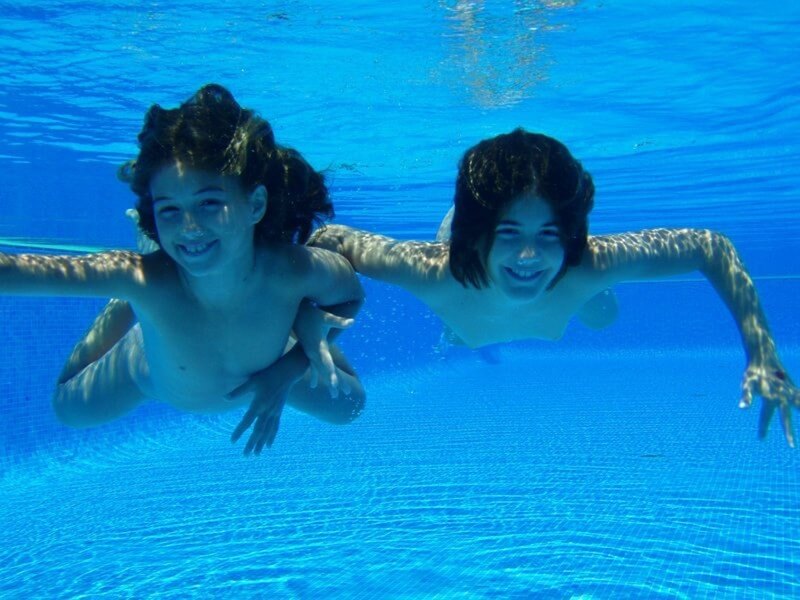 Nudism Shoot Observation photos - Striving for tolerance and respect is the code of conduct among nudists
