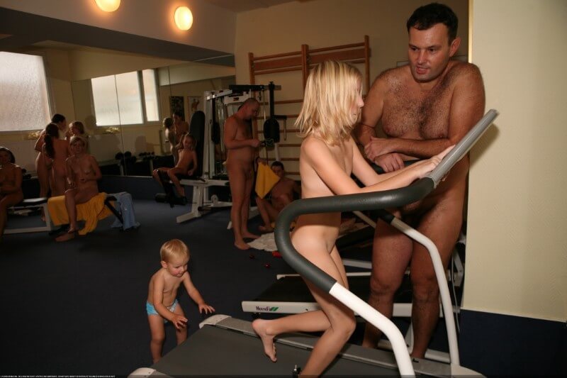 Record room naturists photos - Nudity helps you understand yourself and the people around you better