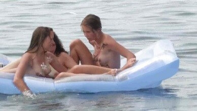 Body Art Nudist Beach 2 video Full HD - It values honesty and sincerity in trusting the nudists around you