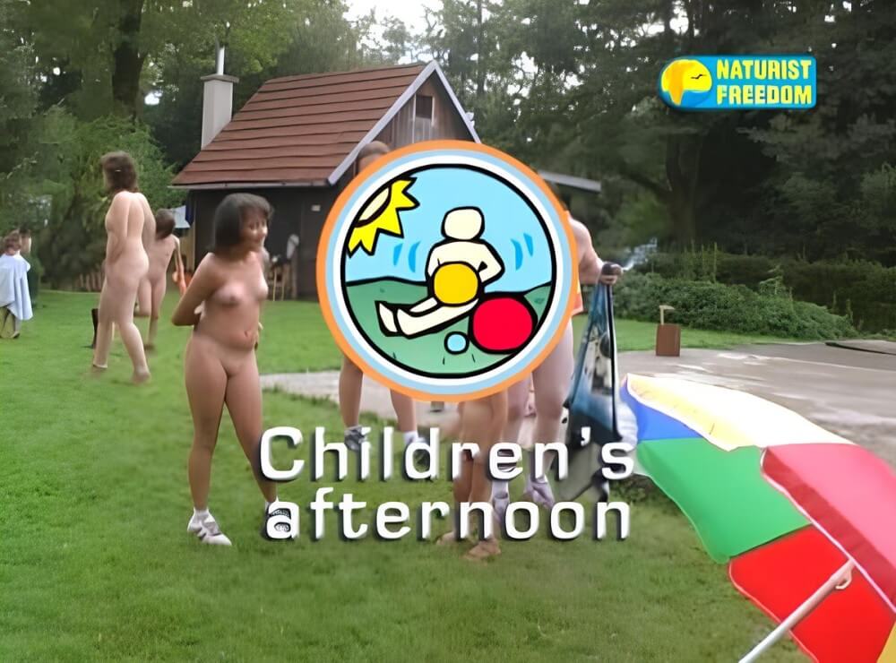 Naturist freedom: Childrens Afternoon - Nudism helps us understand the true meaning of freedom