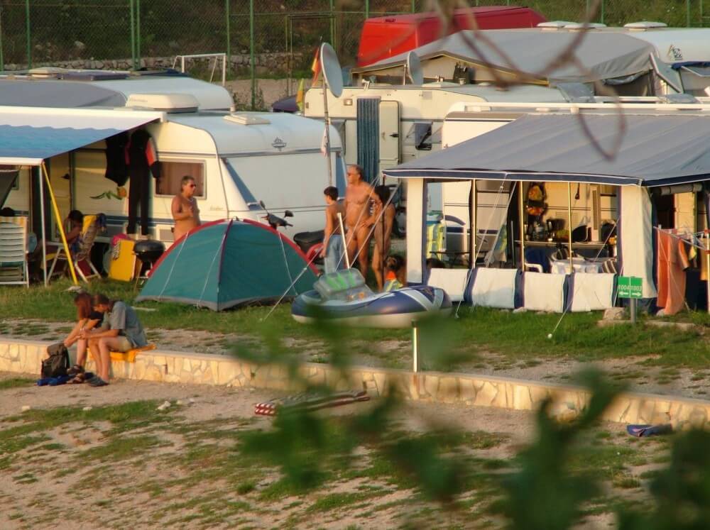 FKK Outdoor Shoreline pics - Down with Shame—Become a Nudist