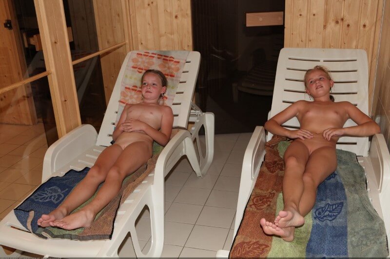 Record center relaxation photos - A Base for Naturist Recreation