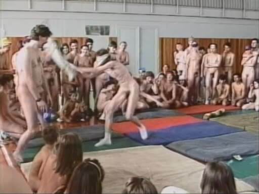 Helios Natura: Come and Play - Ordinary people as naturists