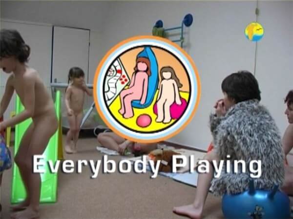 Naturism Freedom: Everybody Playing DVD - Love for oneself and nature as the foundation of naturism