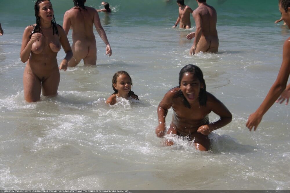 Brazil naturism photo set 4 - Nudism and naturism value harmony